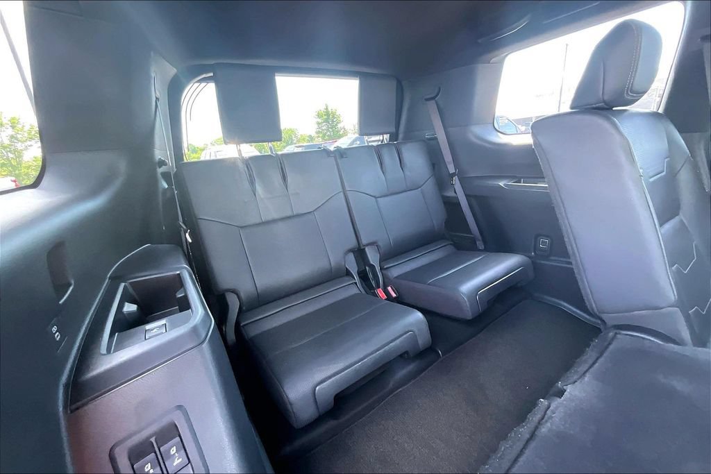 Used 2024 Lexus GX 550 w/ Cold Area Package AWD/4WD image 28