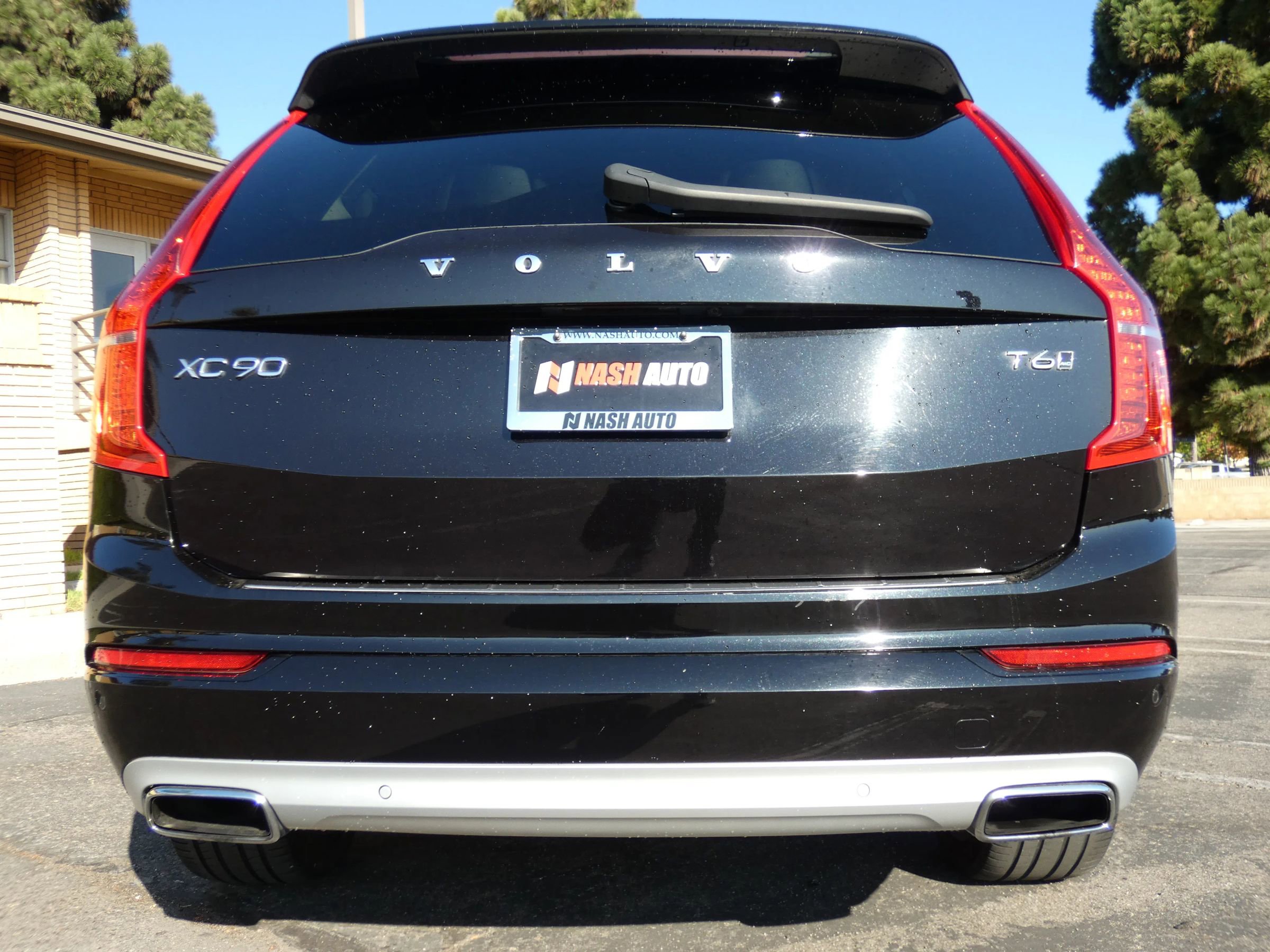 Used 2020 Volvo XC90 T6 Momentum image 10