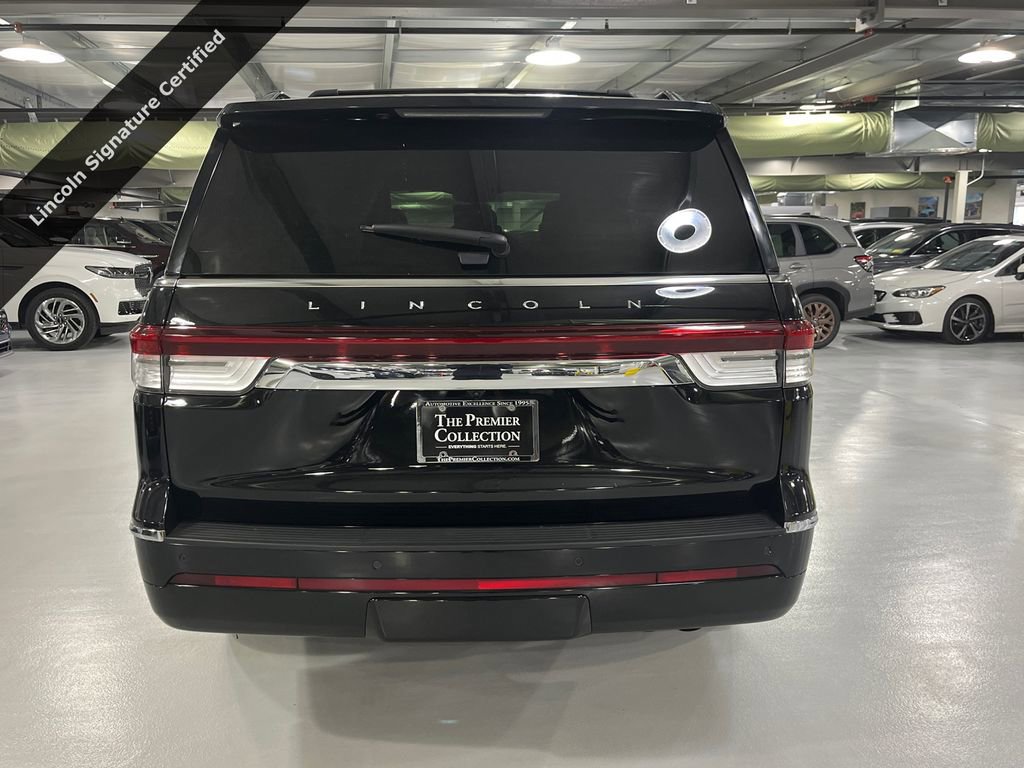Certified 2023 Lincoln Navigator L Reserve AWD/4WD image 3