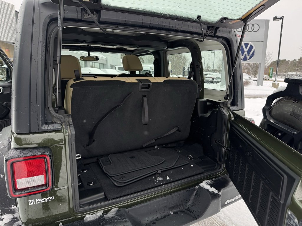 Used 2021 Jeep Wrangler Sport image 16
