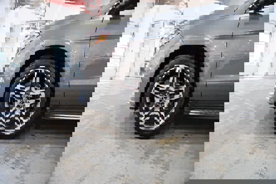 Used 2018 Mercedes-Benz GLS 550 4MATIC image 5