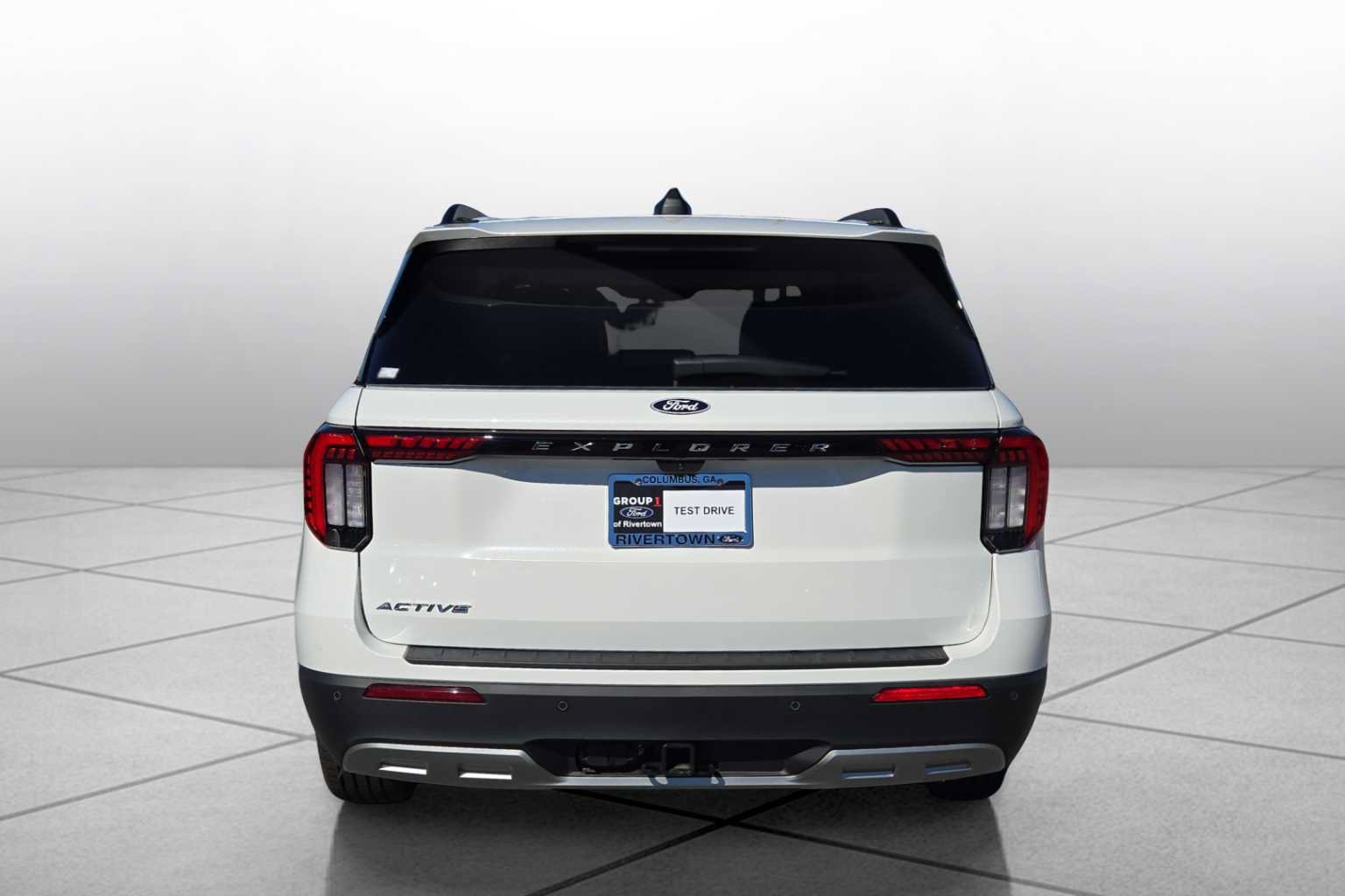 New 2027 Ford Explorer Active RWD image 4