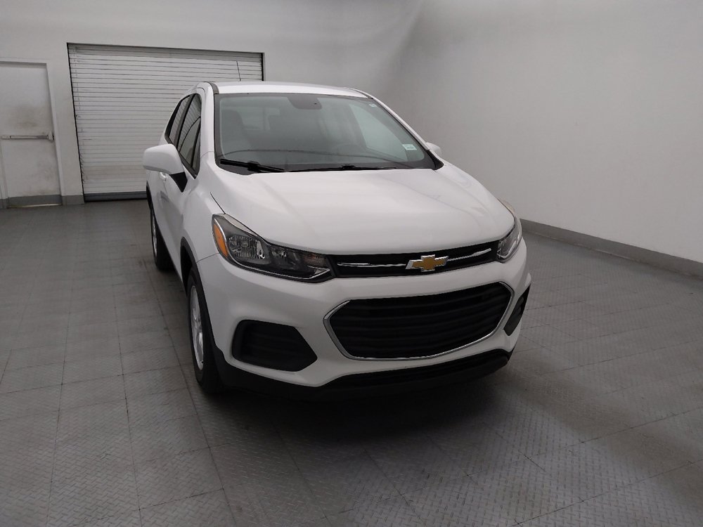 Used 2020 Chevrolet Trax LS w/ Tint and Cruise Package FWD image 14