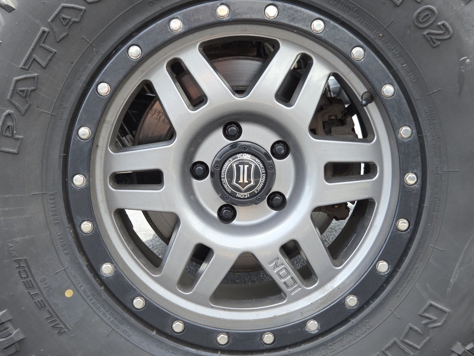 Used 2022 Jeep Gladiator Sport AWD/4WD image 13