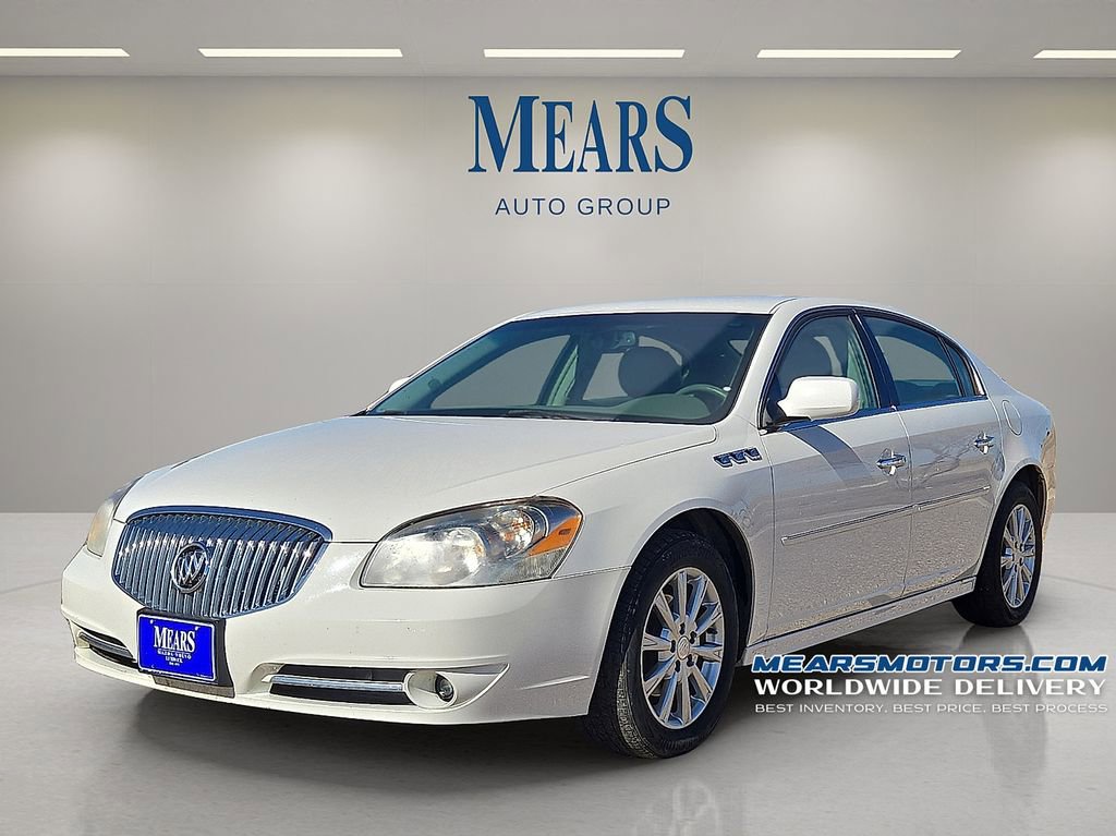 Used 2011 Buick Lucerne CXL image 1