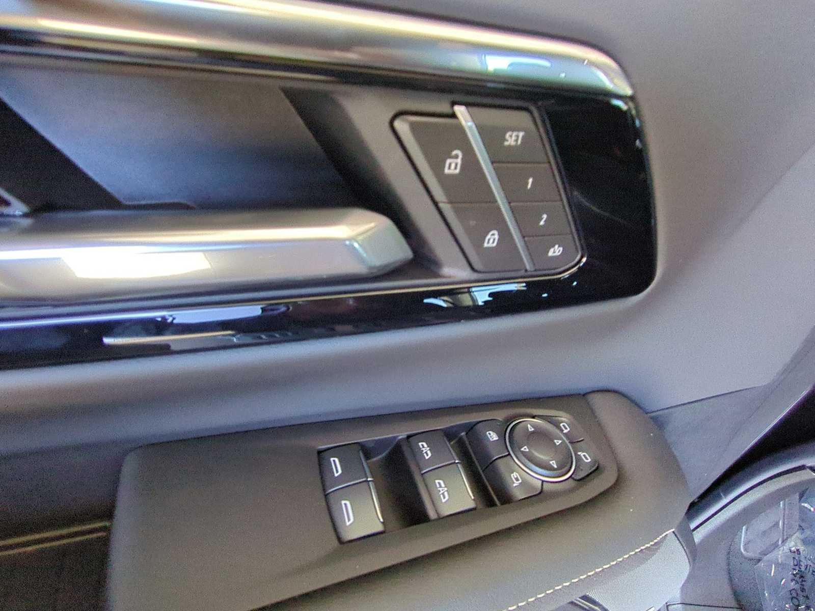 New 2026 Chevrolet Suburban Premier AWD/4WD image 11