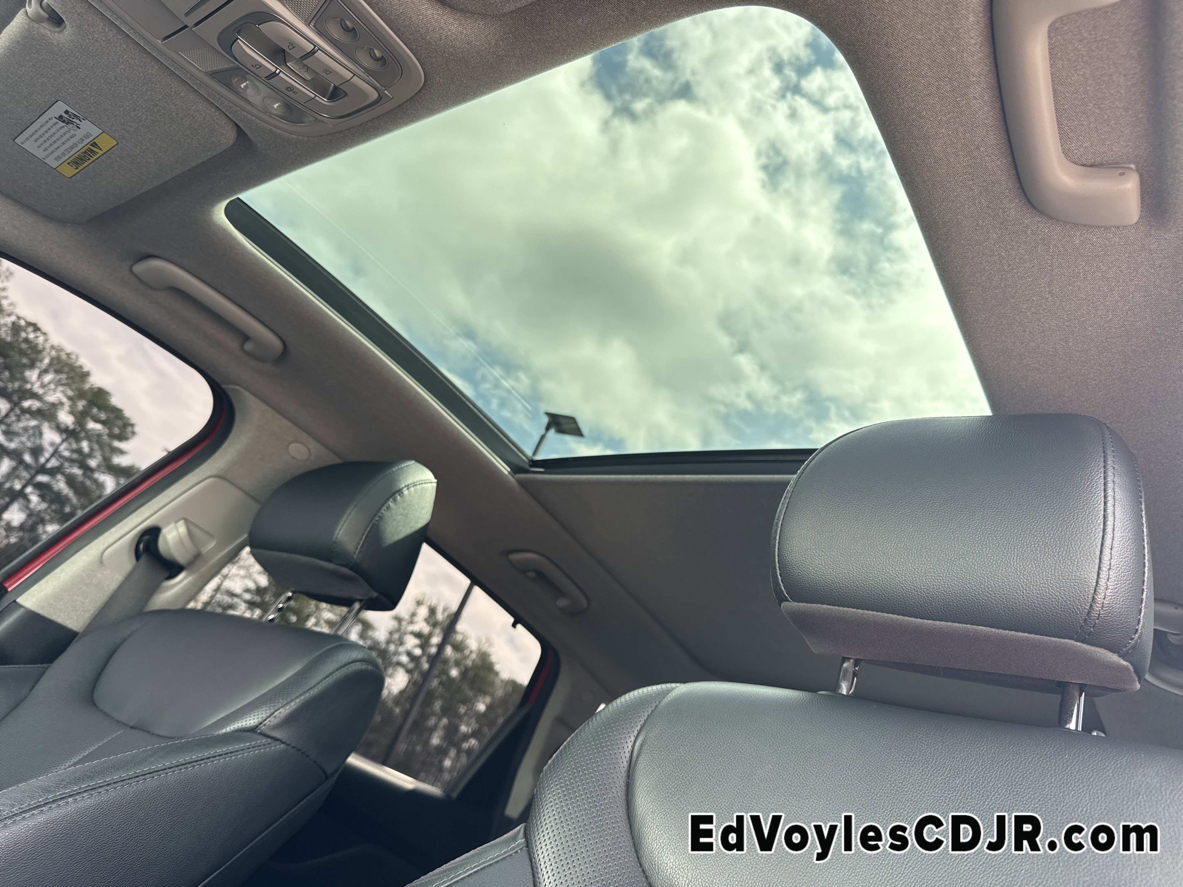 Used 2020 Hyundai Santa Fe SEL image 39