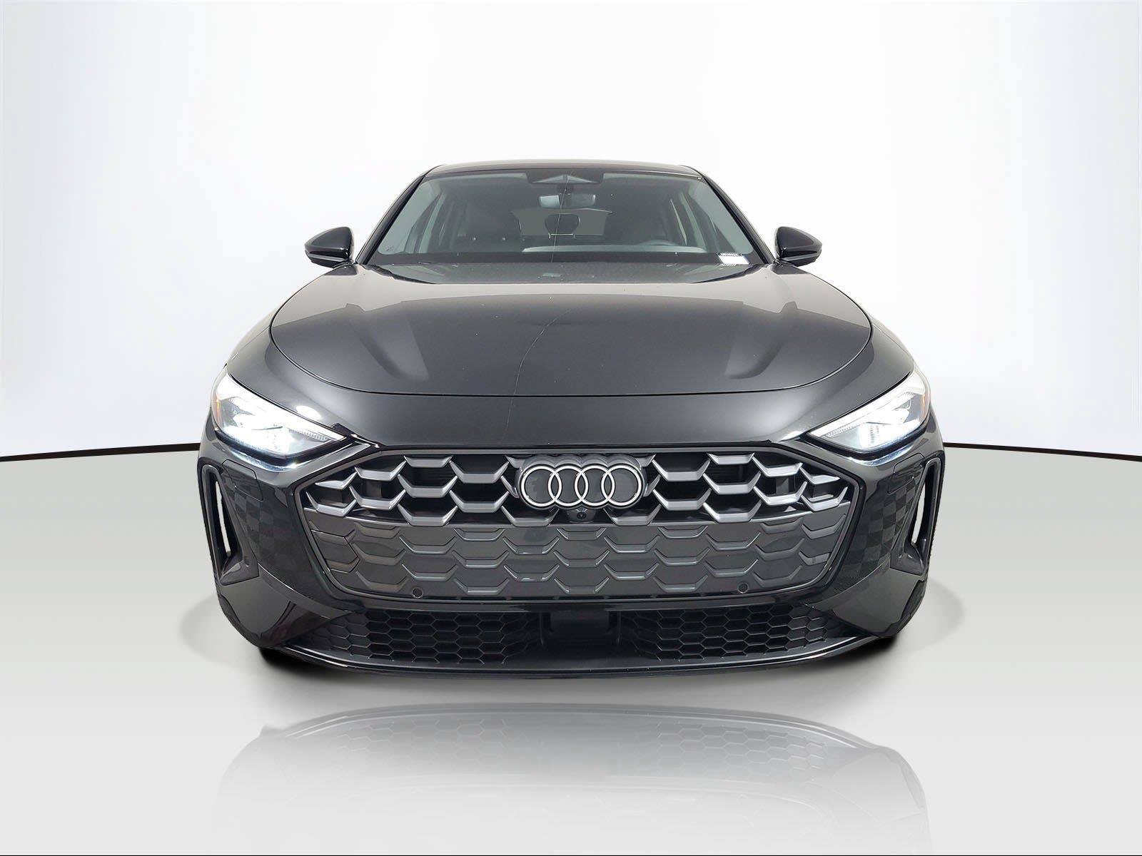 Used 2025 Audi A5 2.0T Premium AWD/4WD image 2