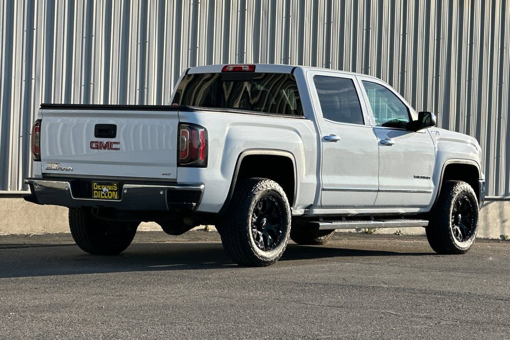 Used 2018 GMC Sierra 1500 SLT w/ SLT Premium Package image 4