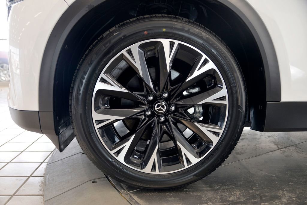 Certified 2024 MAZDA CX-90 Plug-In Hybrid w/ Premium Pkg image 10