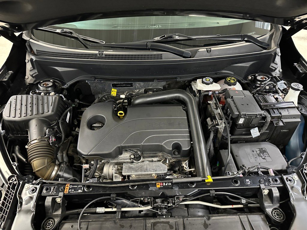 Certified 2023 GMC Terrain SLT w/ LPO, Floor Liner Package image 40