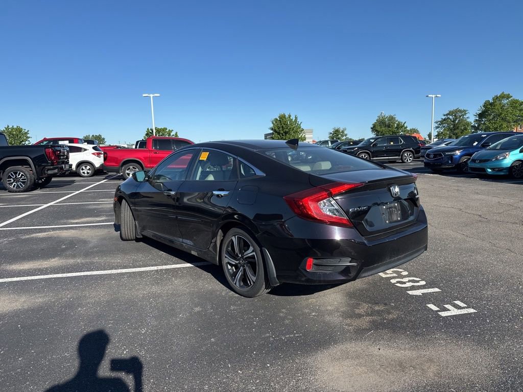 Used 2016 Honda Civic Touring image 10