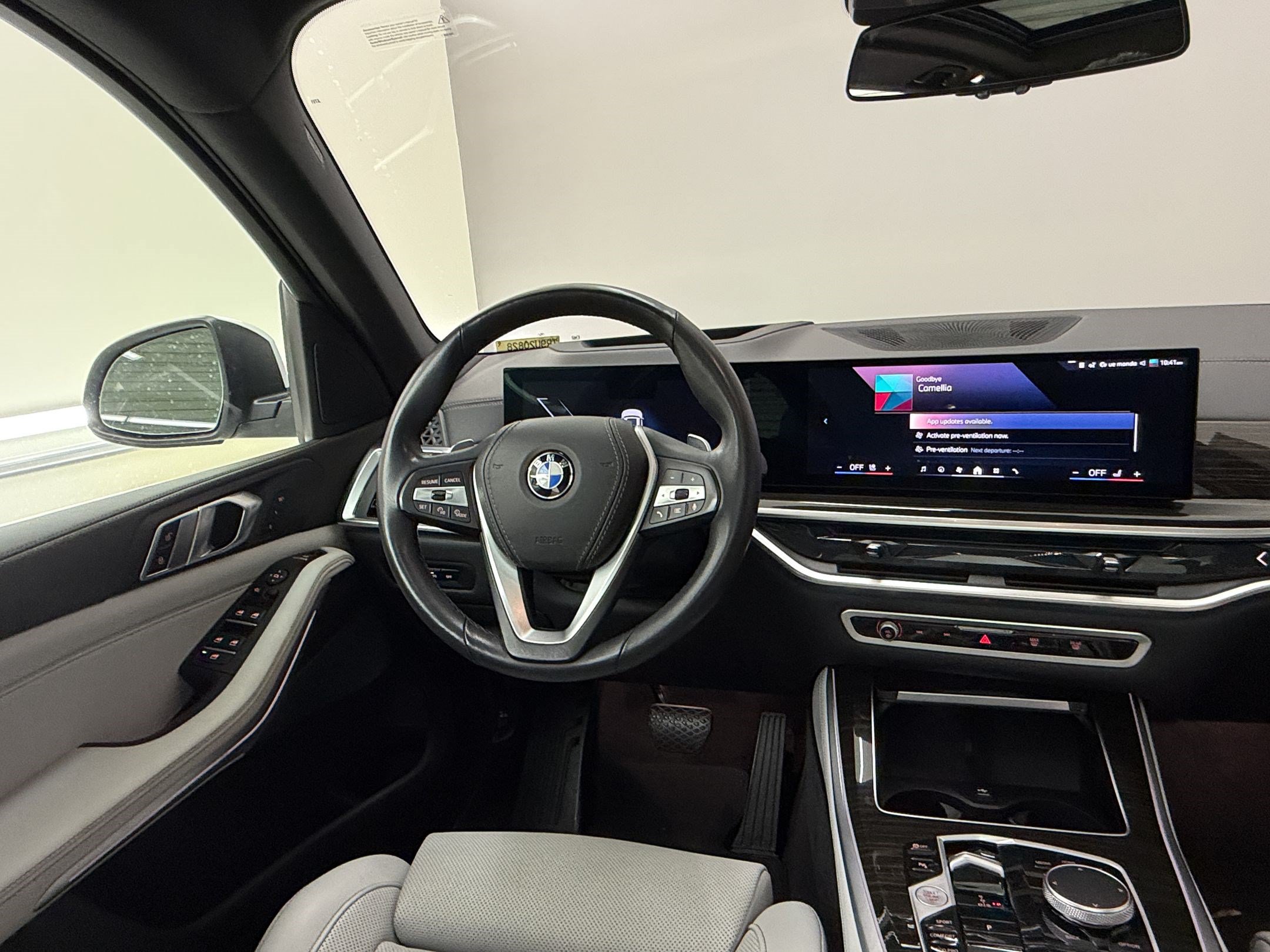 Used 2024 BMW X5 sDrive40i w/ Parking Assistance Package RWD image 28