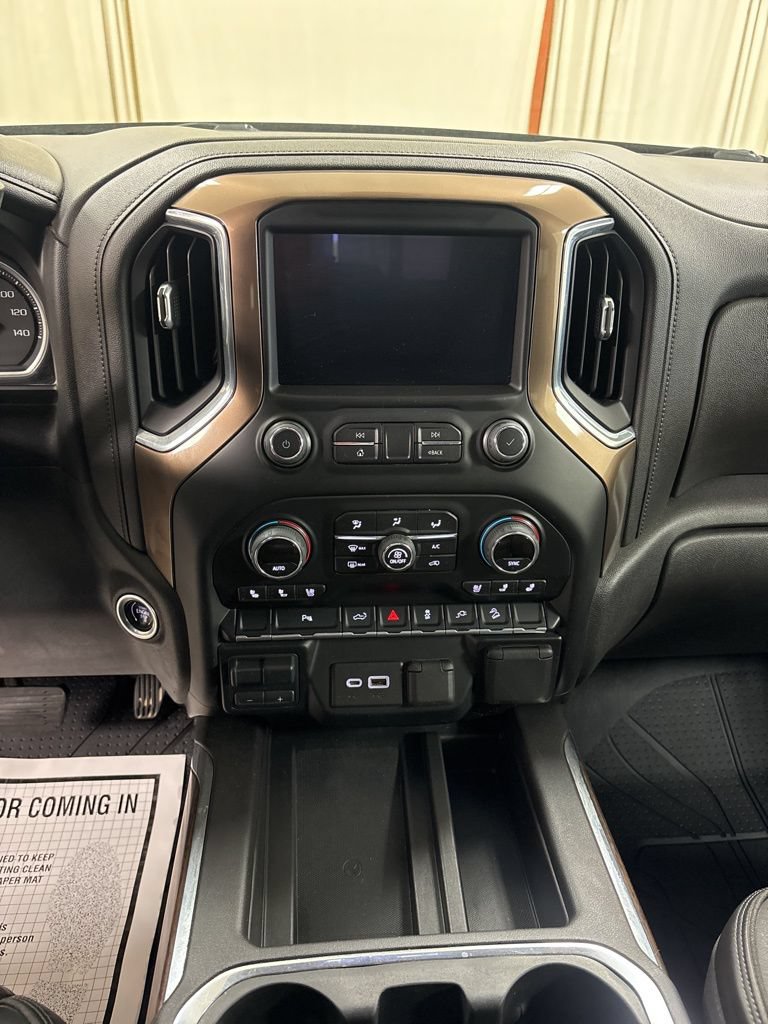 Used 2021 Chevrolet Silverado 1500 High Country w/ Z71 Off-Road Package AWD/4WD image 15