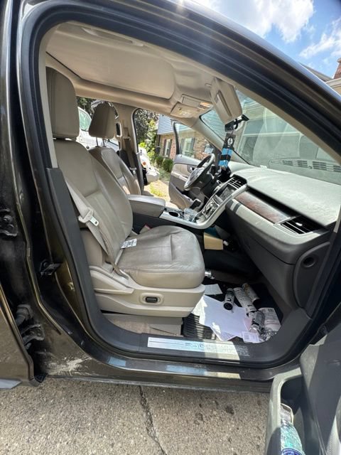 Used 2011 Ford Edge Limited w/ 301A Rapid Spec Order Code FWD image 20