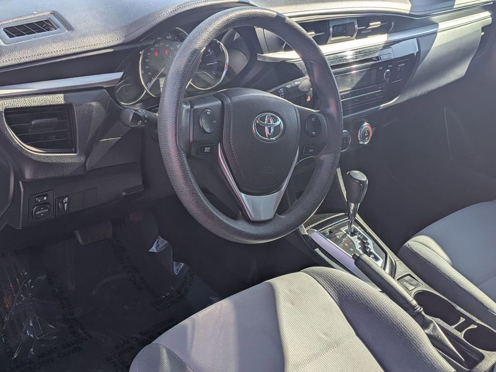 Used 2014 Toyota Corolla L FWD image 16