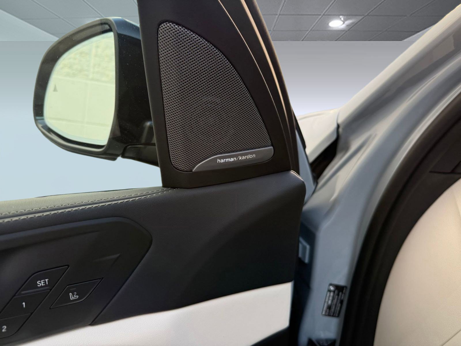 New 2026 BMW X5 sDrive40i w/ M Sport Package image 22