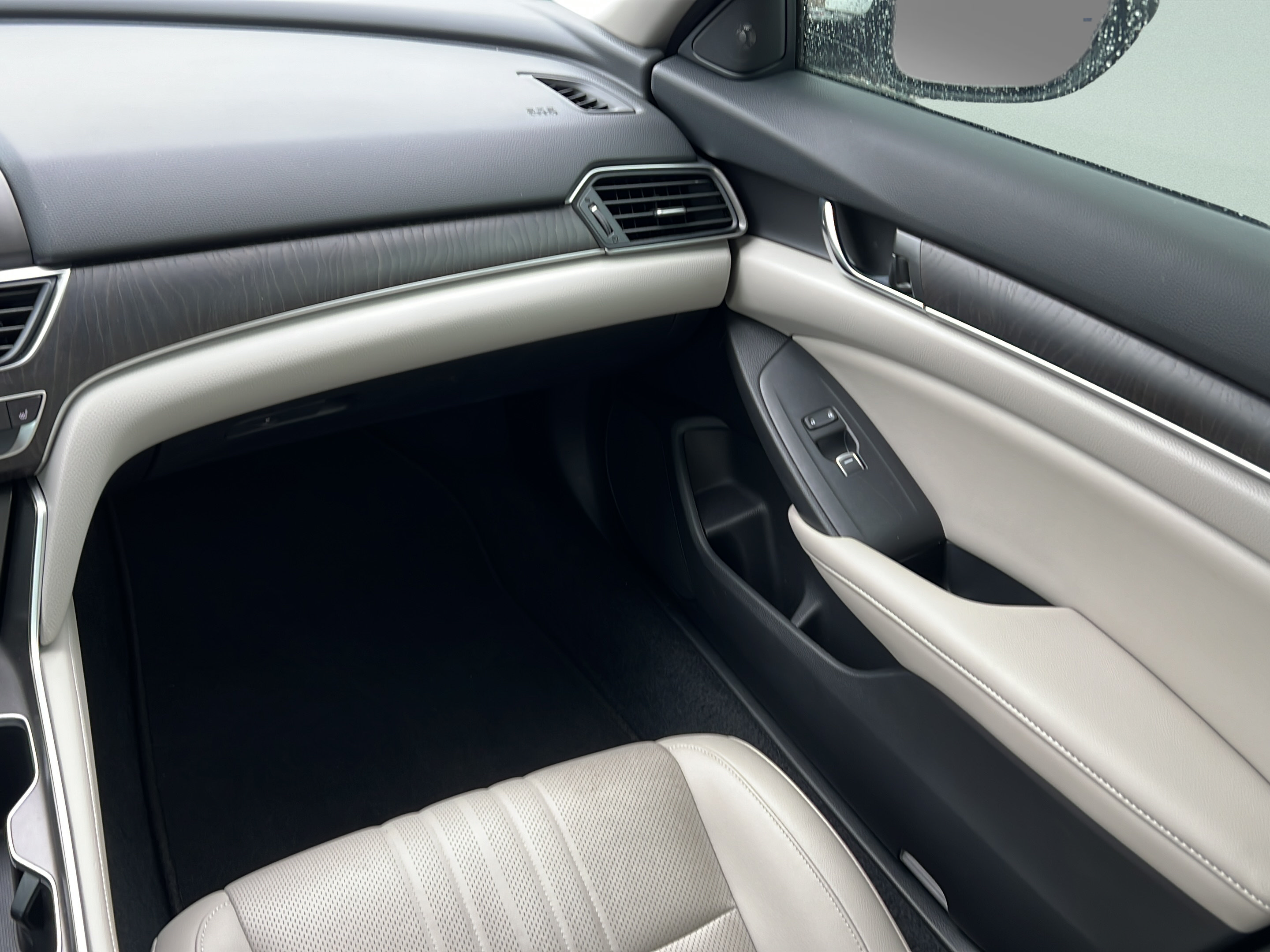 Used 2022 Honda Accord EX-L image 15