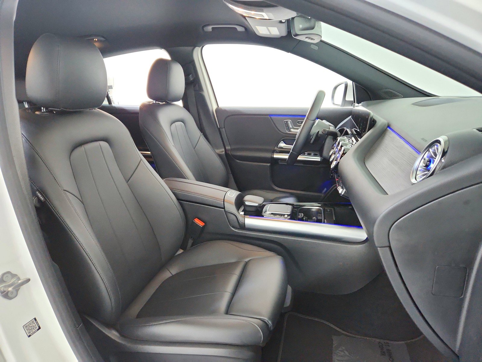 Certified 2023 Mercedes-Benz GLA 250 4MATIC w/ Premium Package image 23