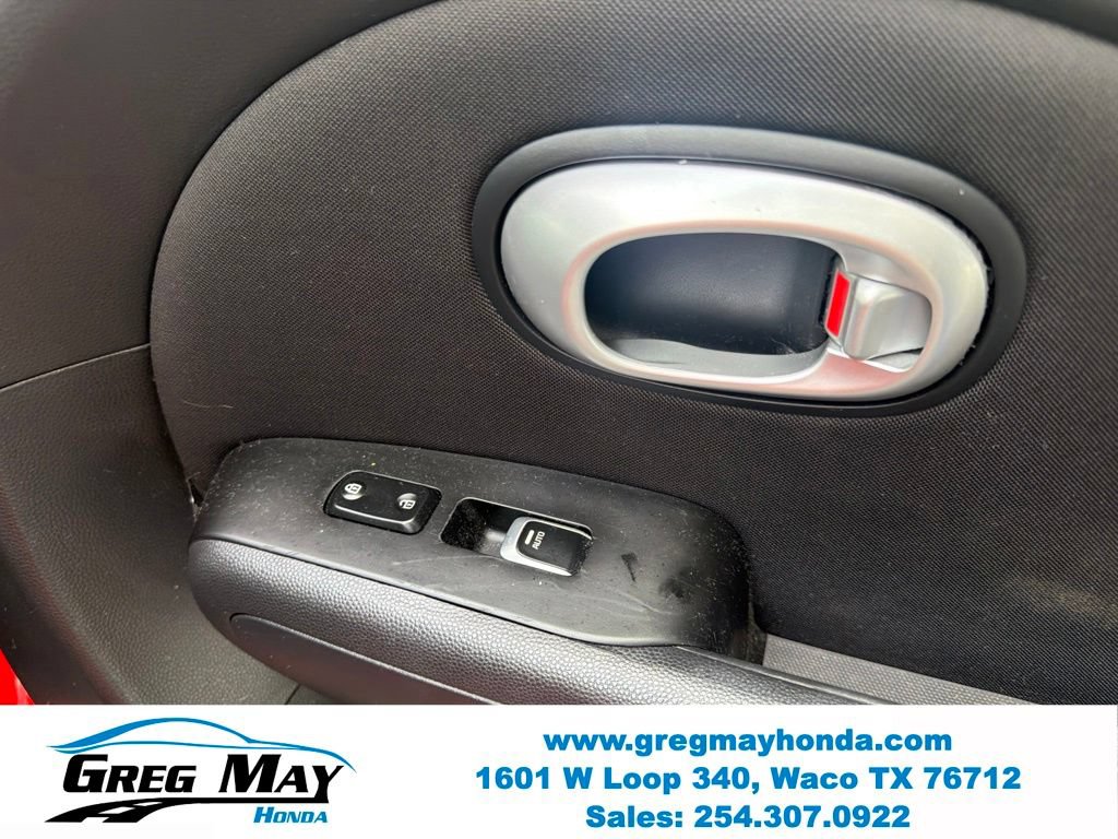 Used 2019 Kia Soul + FWD image 28