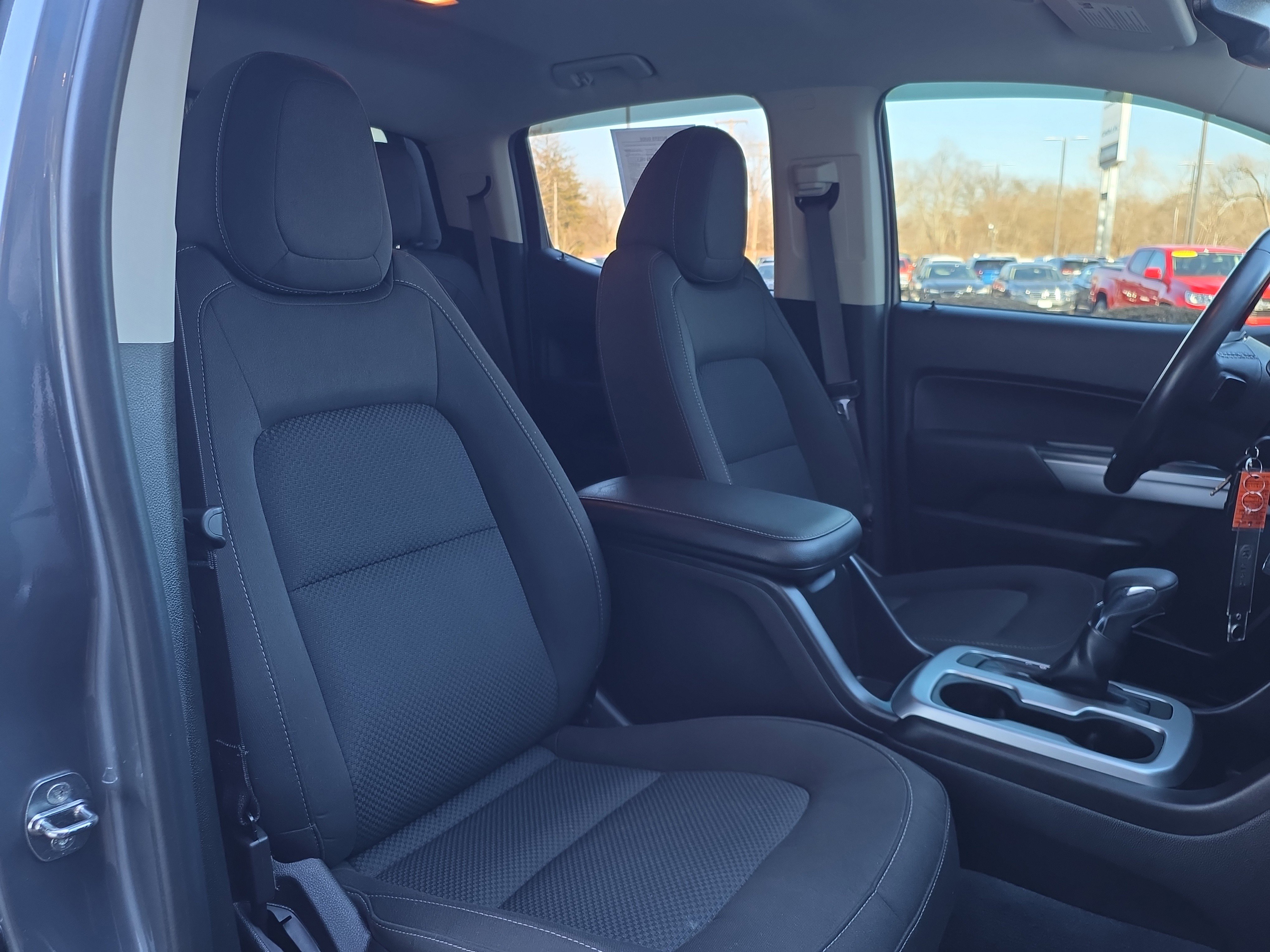 Used 2022 Chevrolet Colorado LT w/ LT Convenience Package image 28