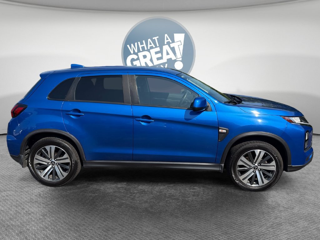 Used 2021 Mitsubishi Outlander Sport ES AWD/4WD image 2