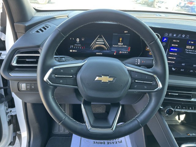 Used 2026 Chevrolet Traverse LT w/ Driver Confidence Package FWD image 14