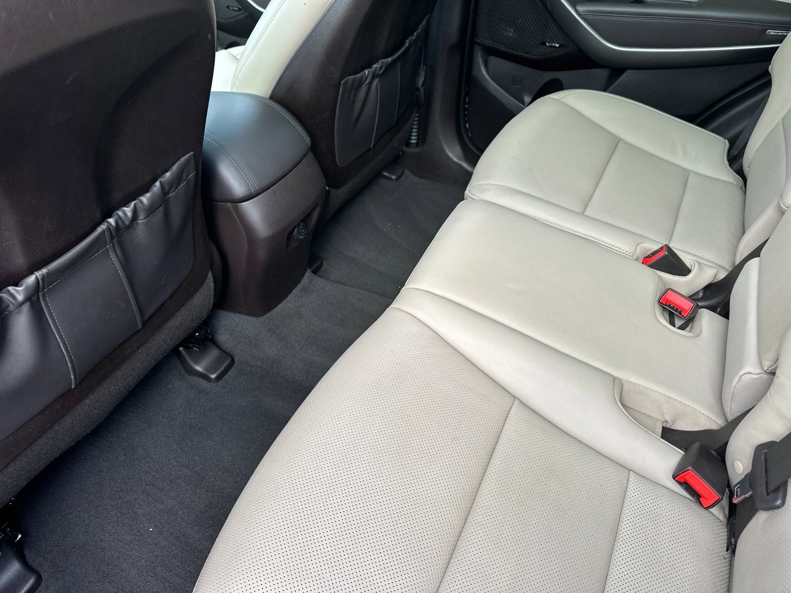 Used 2017 Hyundai Santa Fe Sport w/ 2.4L Tech Package 04 image 12