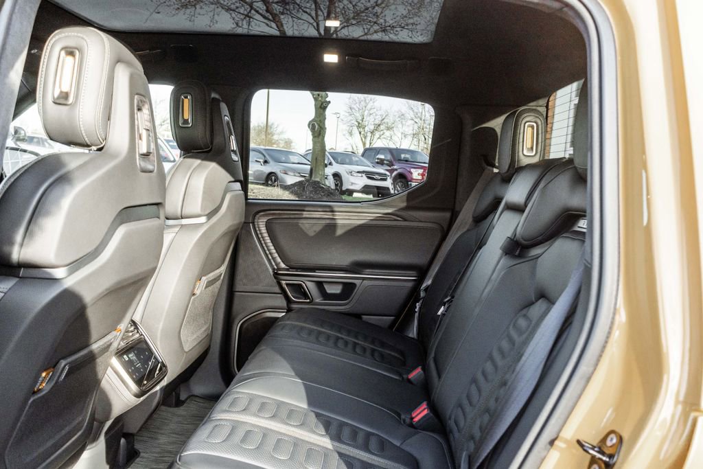 Used 2022 Rivian R1T Launch Edition image 33