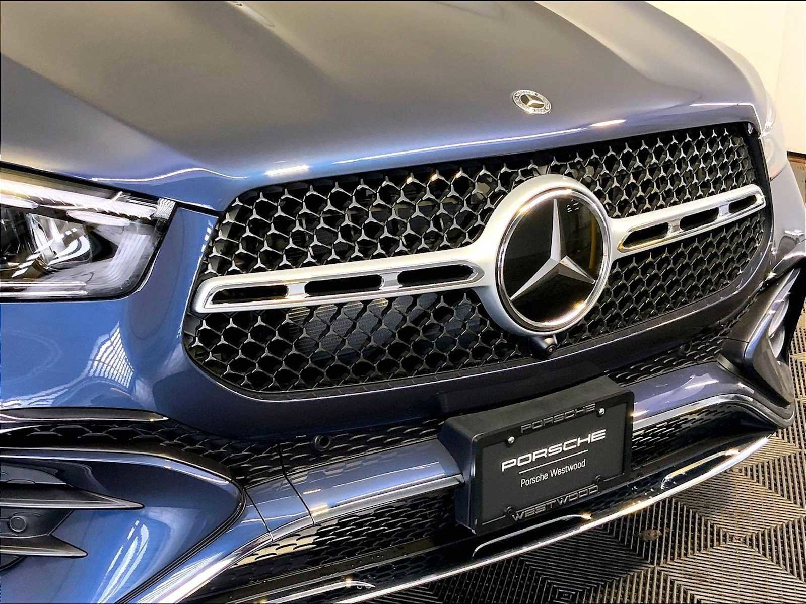 Used 2025 Mercedes-Benz GLE 450 4MATIC image 34