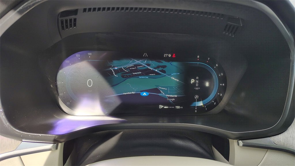 Certified 2023 Volvo XC60 B5 Plus w/ Climate Package image 13