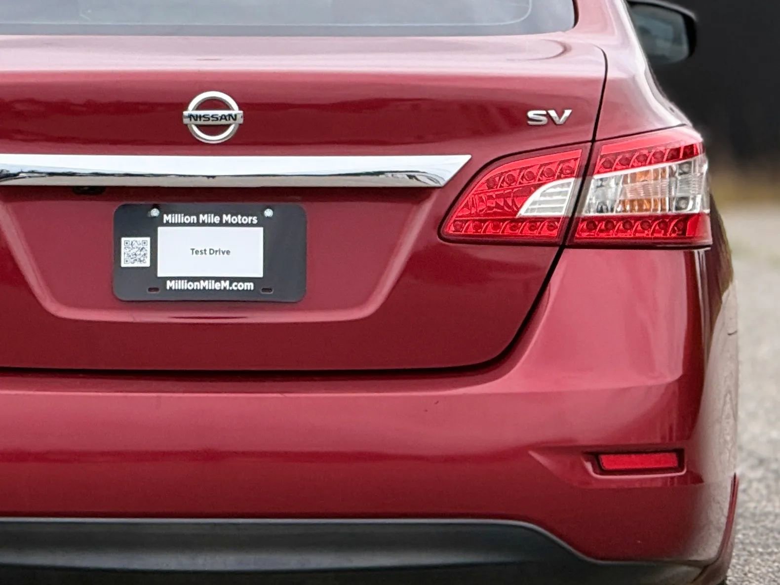 Used 2015 Nissan Sentra SV FWD image 14