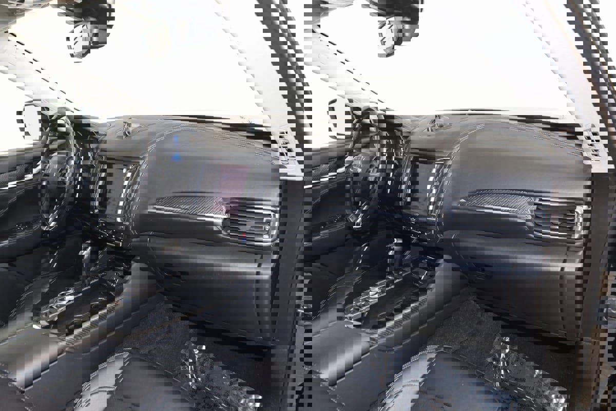 Used 2018 Maserati Levante S GranSport image 48