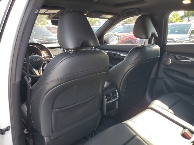 Used 2025 INFINITI QX55 Essential AWD/4WD image 13