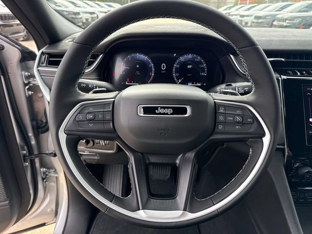 New 2025 Jeep Grand Cherokee L Altitude RWD image 15