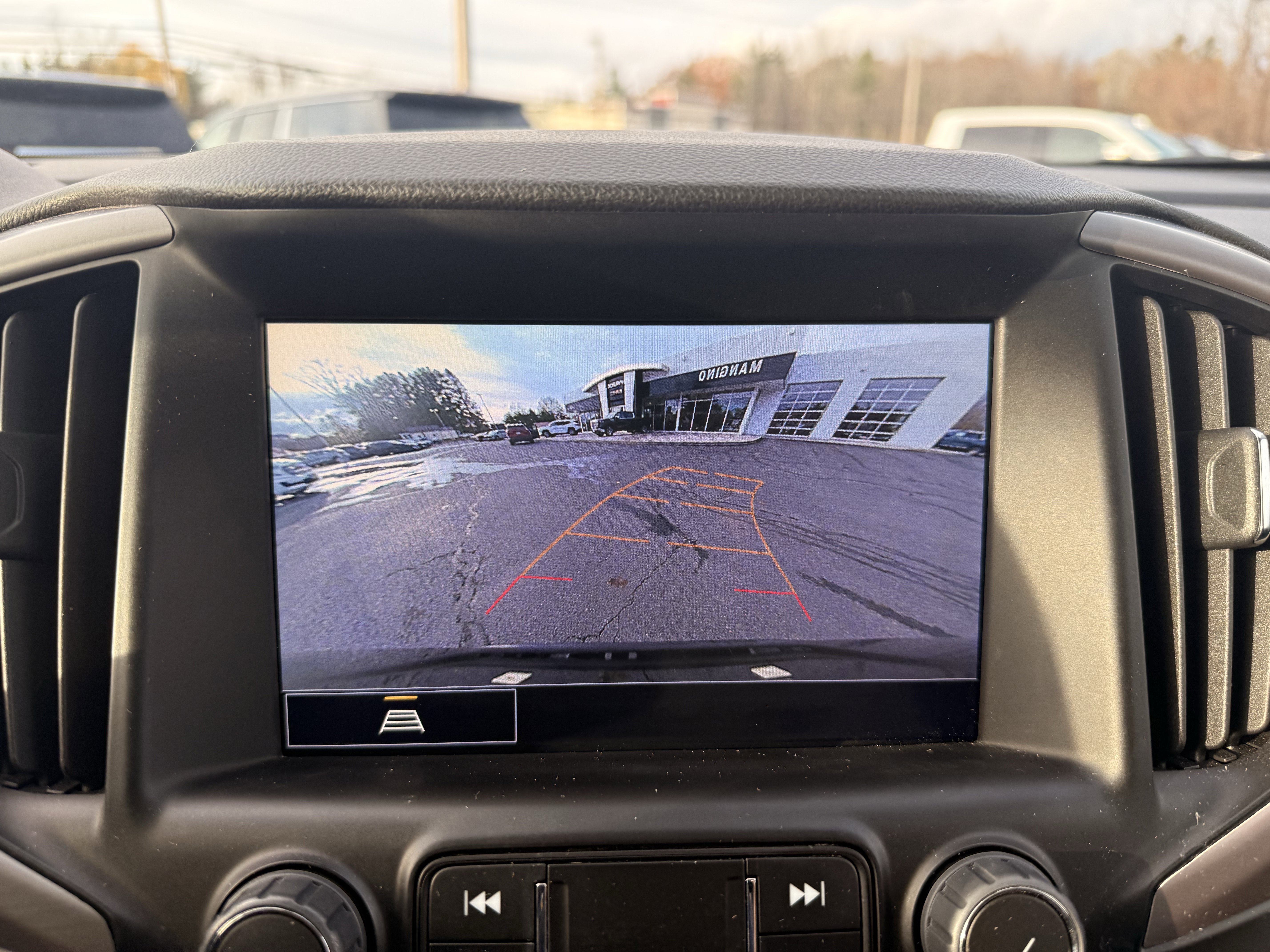 Certified 2023 GMC Terrain AT4 w/ Infotainment Package II image 17