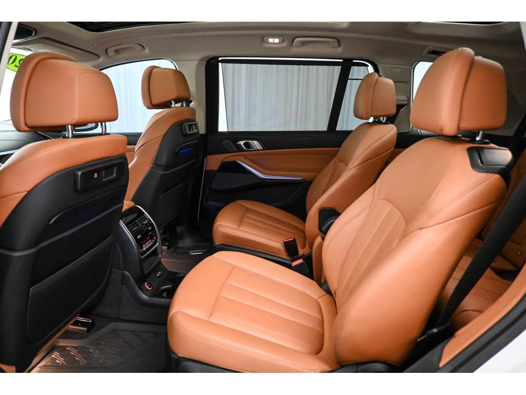 Used 2020 BMW X7 xDrive40i w/ Premium Package image 29