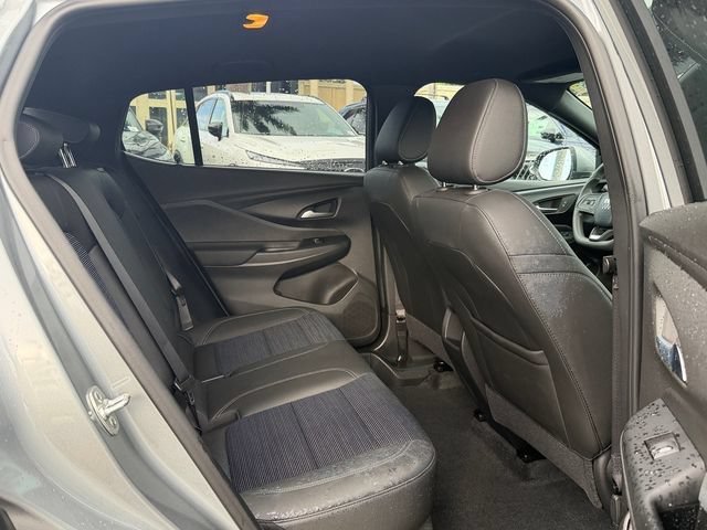 Used 2024 Buick Envista Preferred w/ Advanced Safety Package FWD image 15