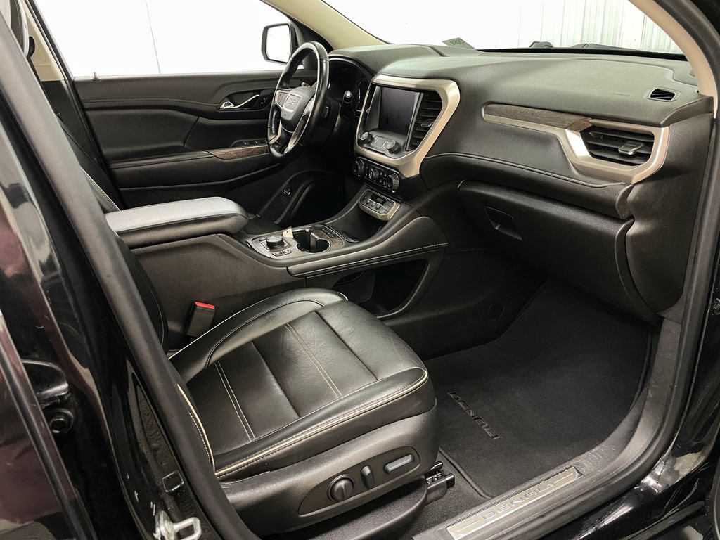 Used 2023 GMC Acadia Denali FWD image 41