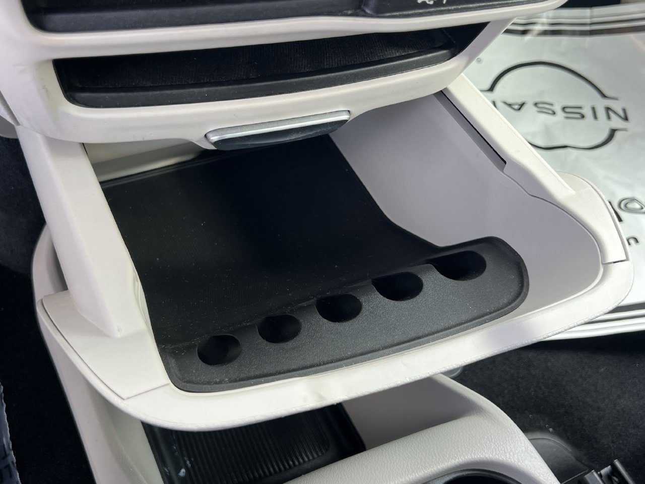 Used 2022 Chrysler Voyager LX FWD image 18