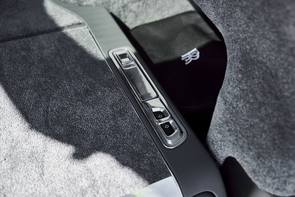 Used 2024 Rolls-Royce Cullinan image 20