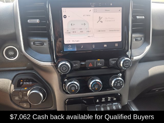 New 2026 RAM 1500 Express AWD/4WD image 18