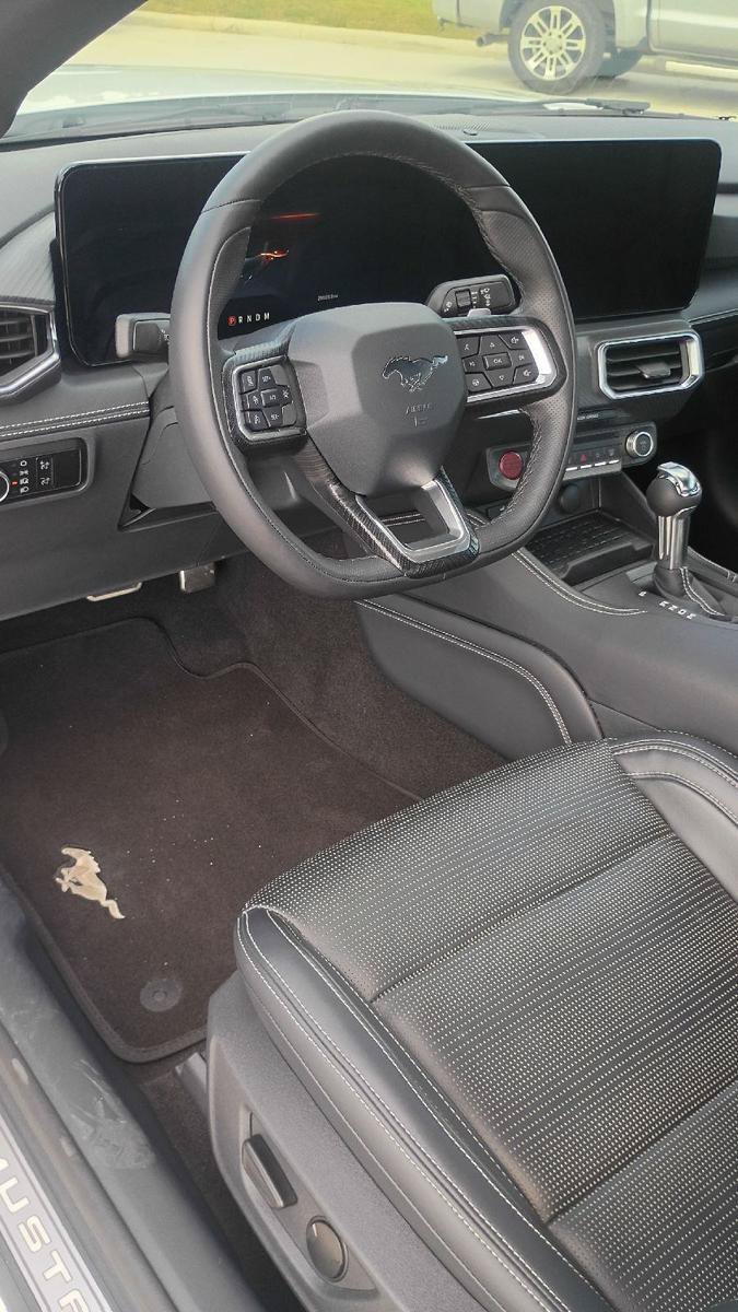 Used 2024 Ford Mustang GT Premium RWD image 11
