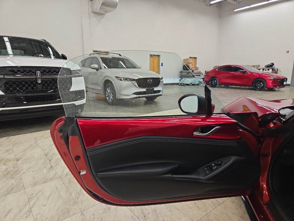 Used 2024 MAZDA MX-5 Miata Grand Touring w/ Appearance Package image 20
