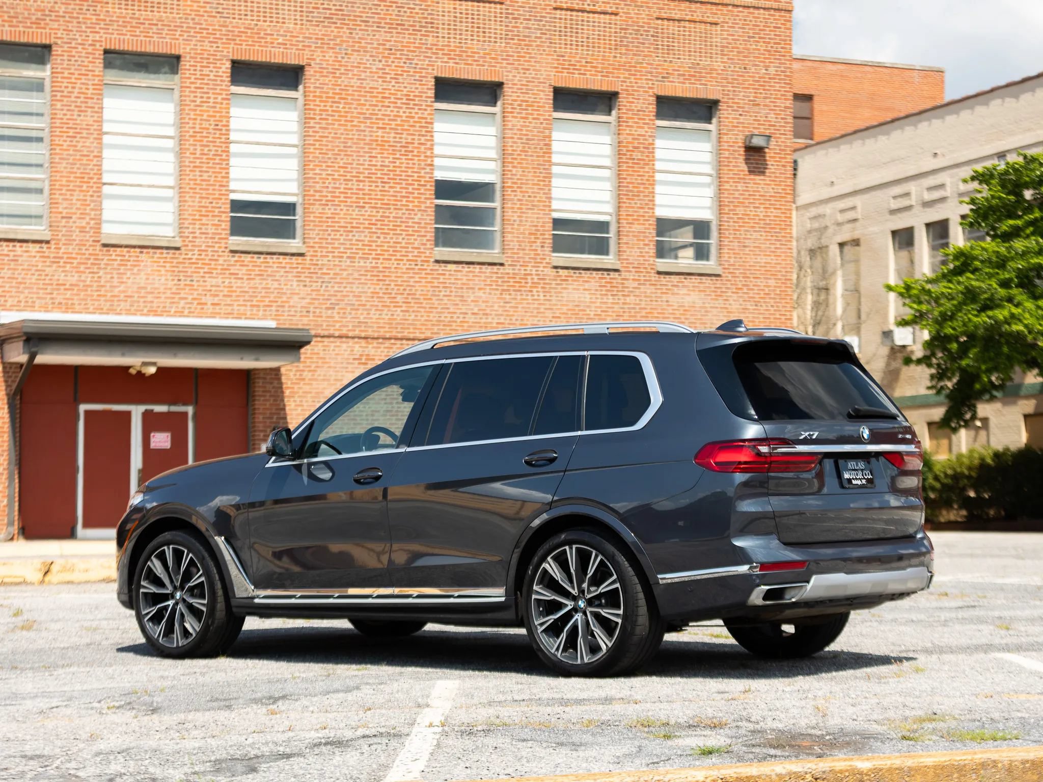 Used 2019 BMW X7 xDrive40i w/ Premium Package AWD/4WD image 10