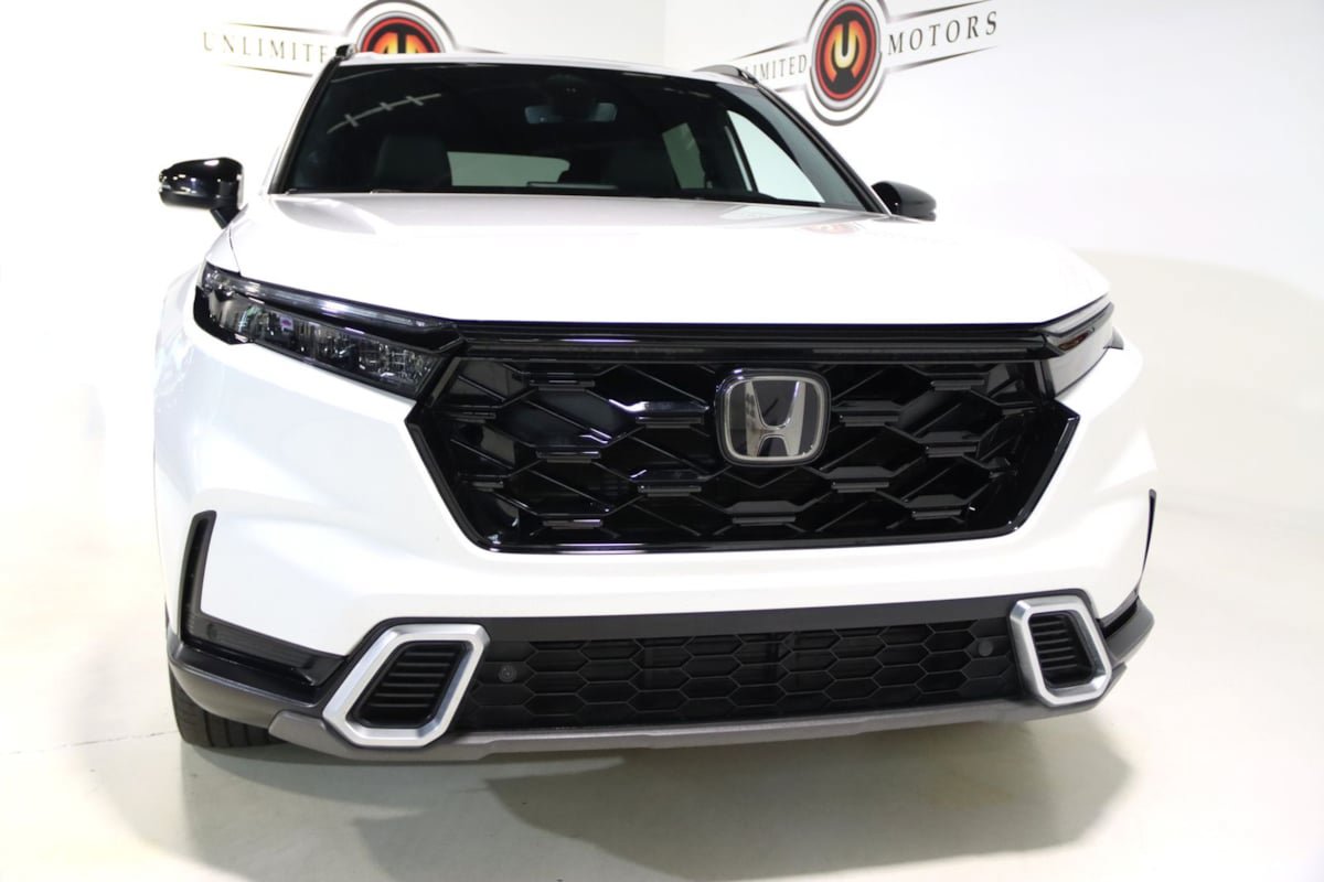 Used 2024 Honda CR-V Sport Touring image 27