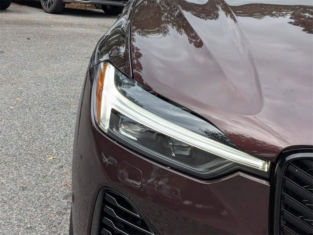 New 2026 Volvo XC60 T8 Ultra w/ Protection Package Premier image 10