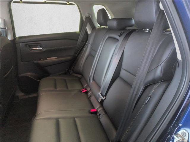 Used 2025 Nissan Rogue SL w/ Tech Package image 20