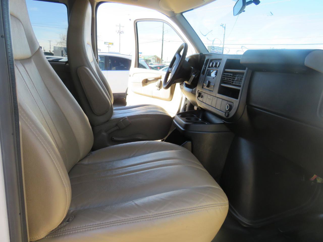 Used 2014 Chevrolet Express 1500 LS RWD image 22