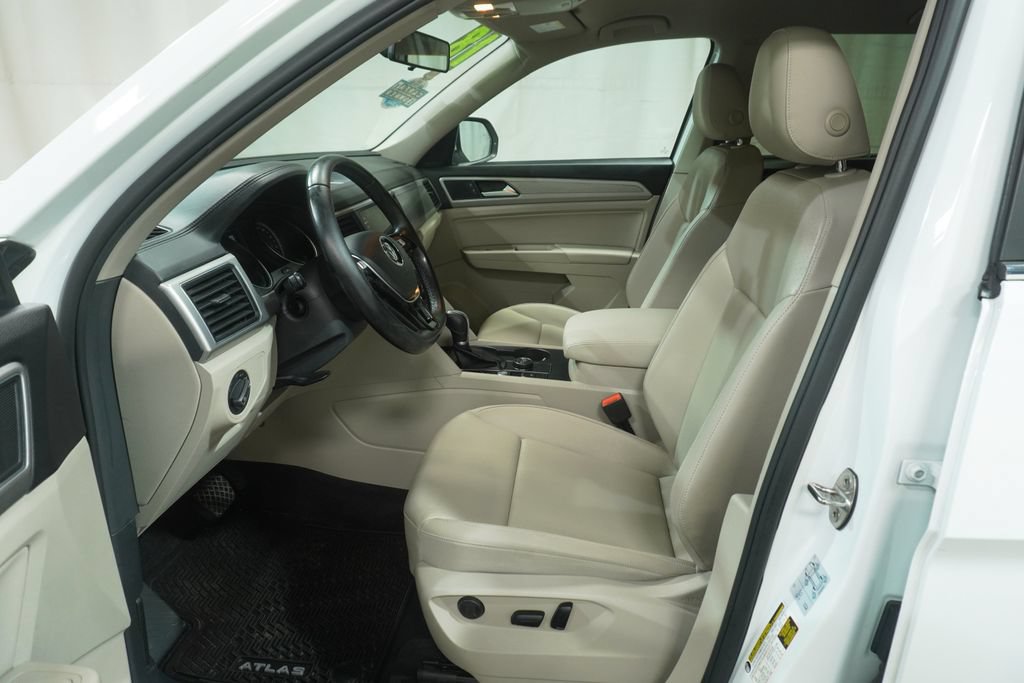 Used 2018 Volkswagen Atlas SE AWD/4WD image 12